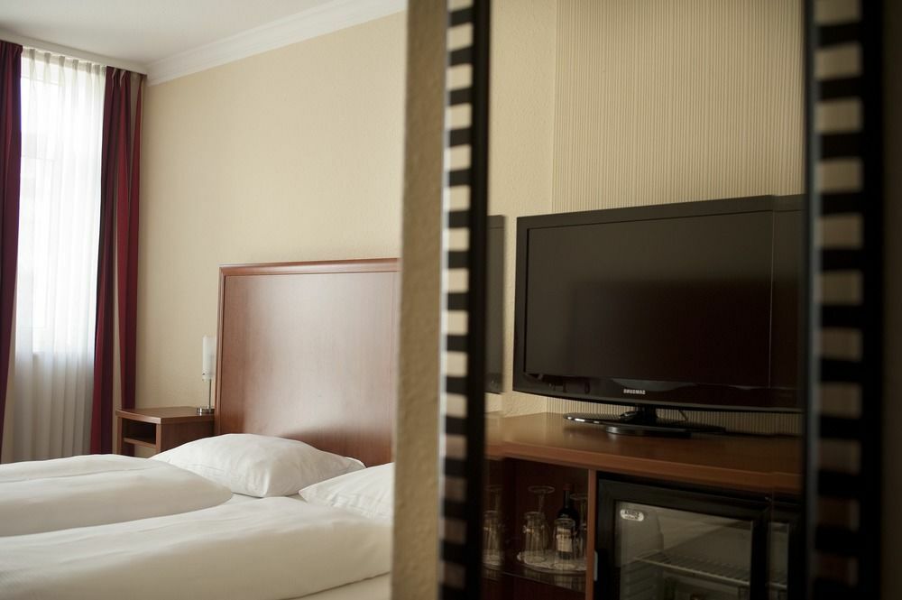 Dormero Hotel Muenchen-Kirchheim Messe Kirchheim bei Muenchen Экстерьер фото